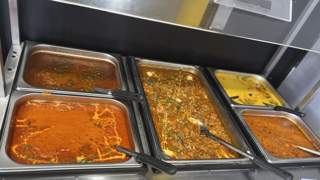 curry-flames-indian-cuisine-3