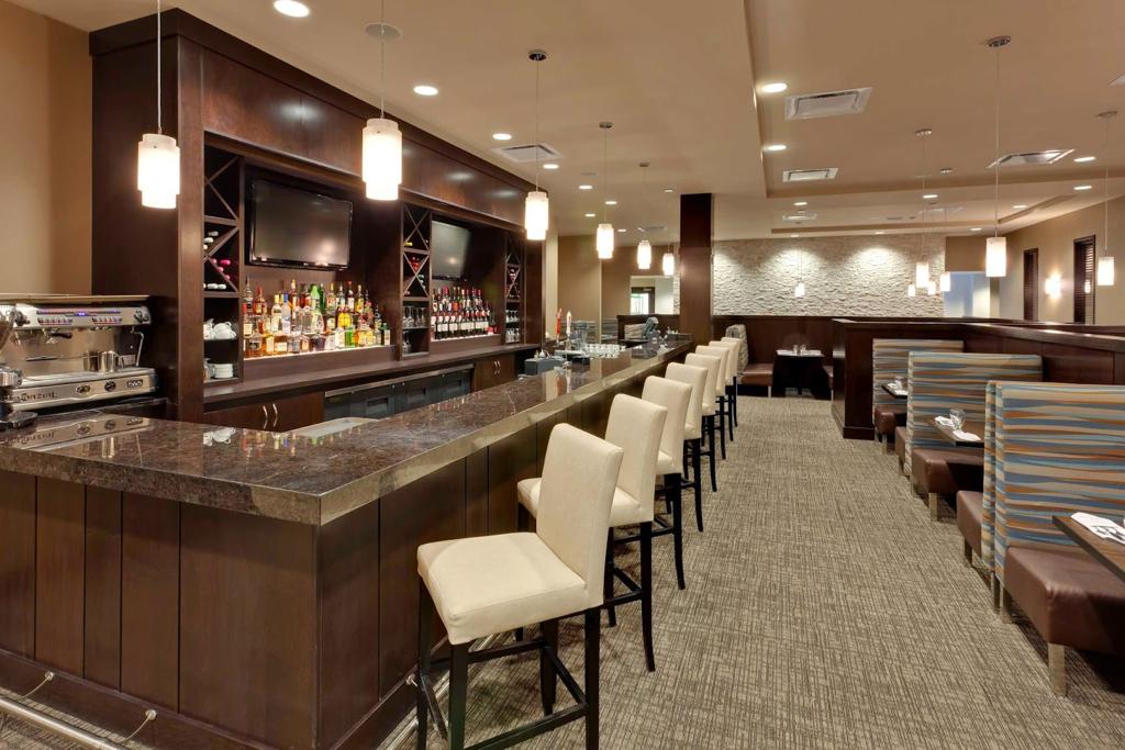 boulevard-restaurant-and-lounge-1750134523991