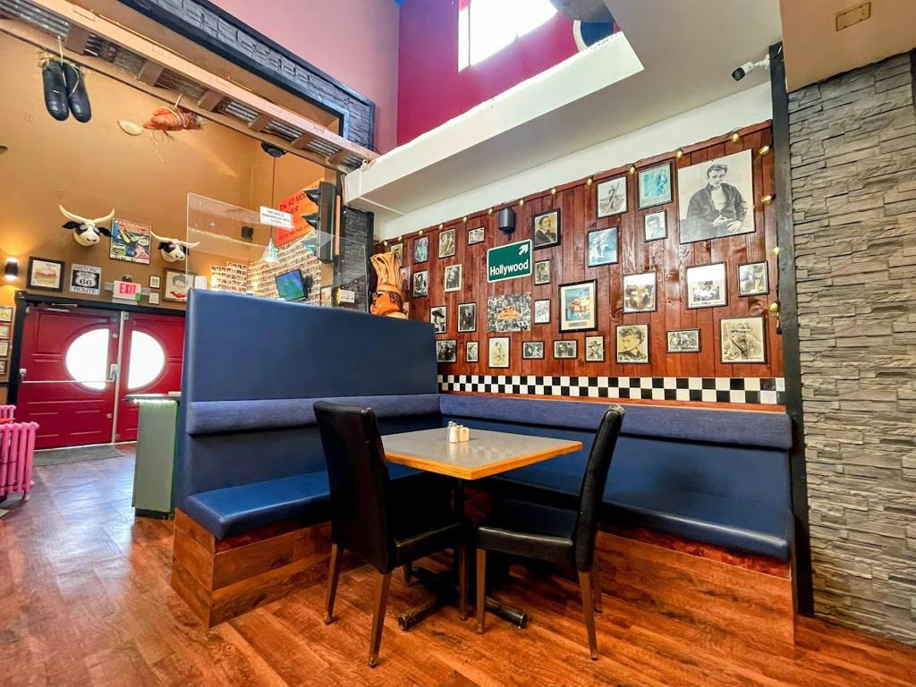 mrs-riches-restaurant-1750133564647