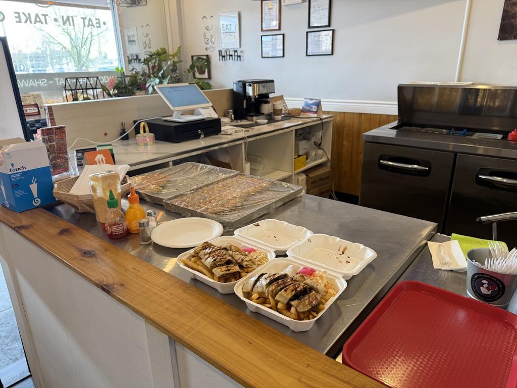 ooh-la-la-shawarma-lounge-1750135447426