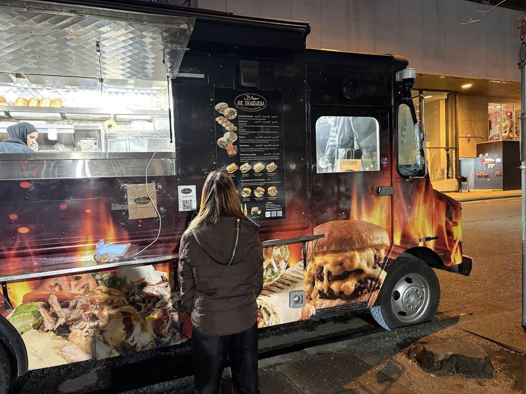mr-shawarma-vancouver-shawarma-and-cheesesteak-burger-and-falafel-1750135764653