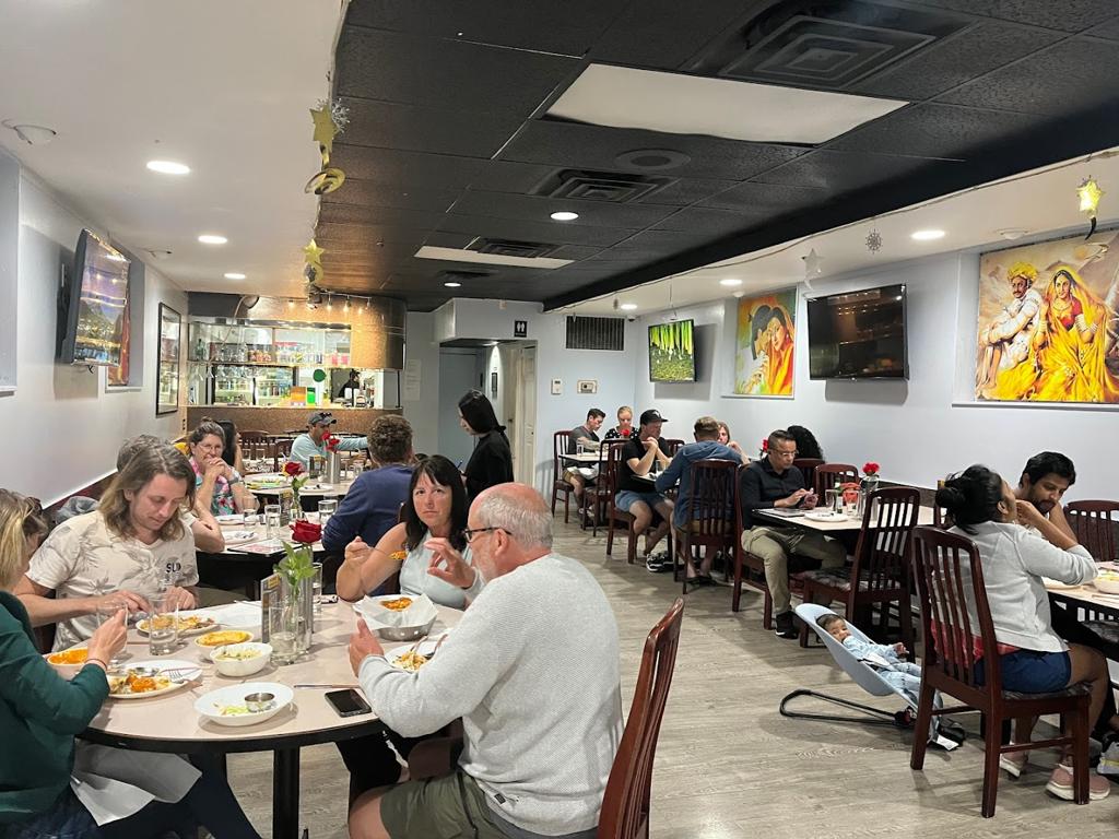 indian-aroma-restaurant-1750135917050