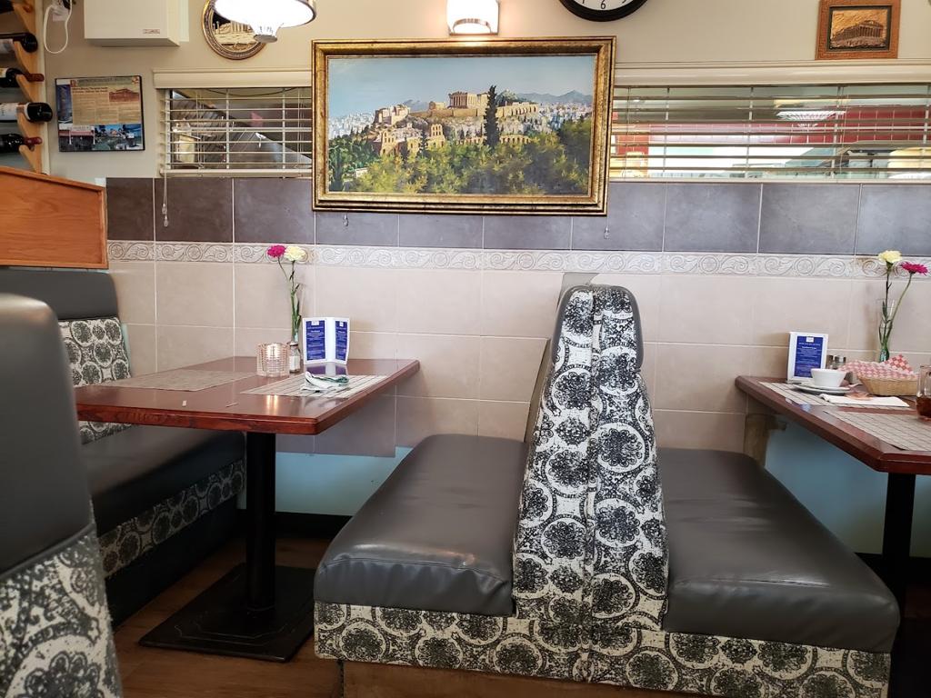 alberts-bistro-family-restaurant-1750127713358