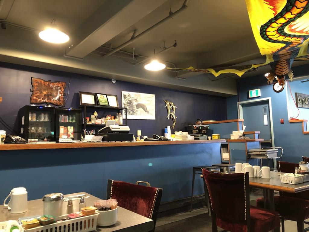 gold-range-bistro-1750136367270