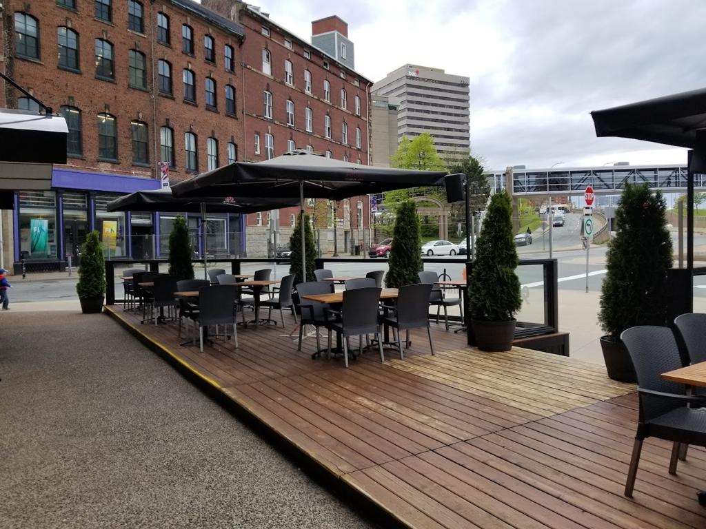 baton-rouge-grillhouse-bar-1750130606492
