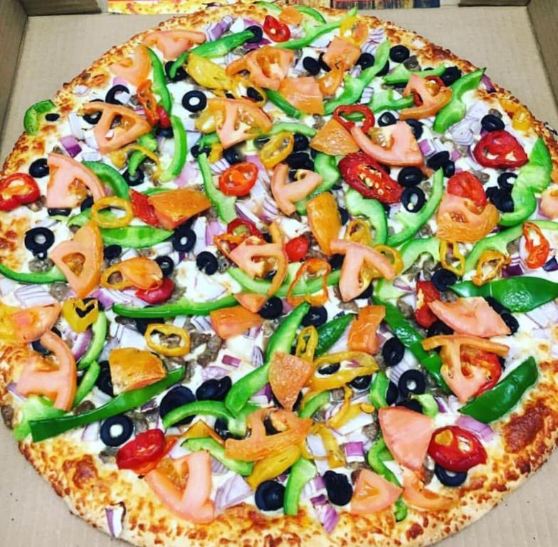 reginos-pizza-aurora-1750129891340