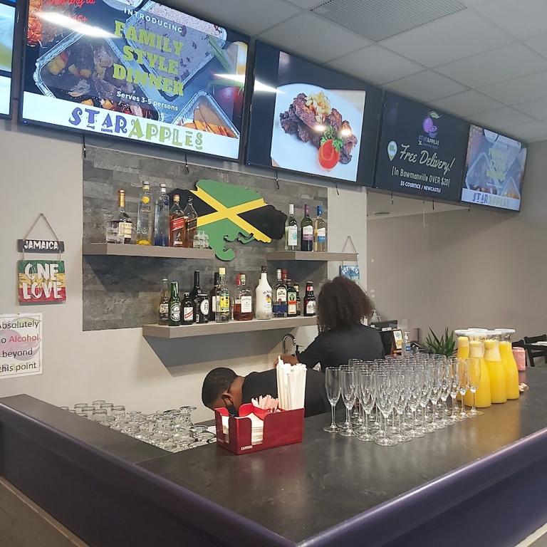 starapples-restaurant-1750128003620