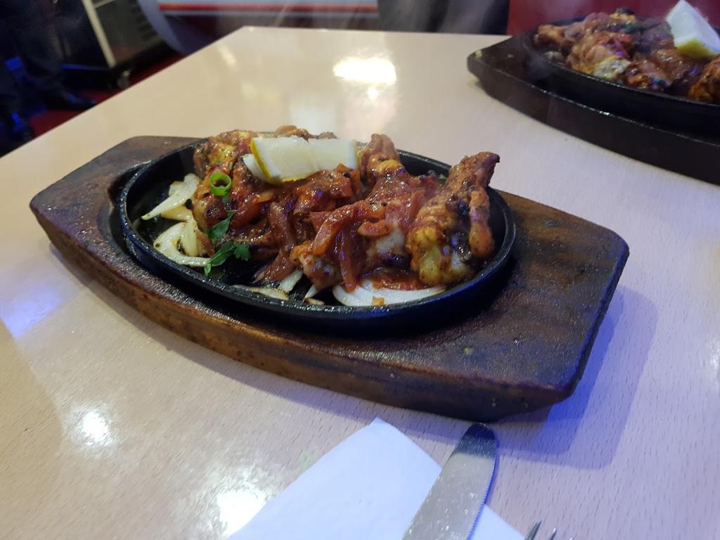 royal-kitchen-1750133052469