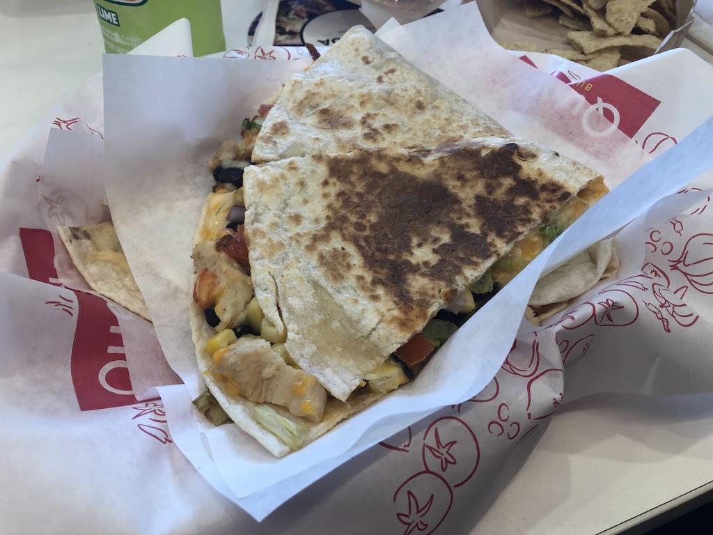 quesada-burritos-tacos-1750135186571