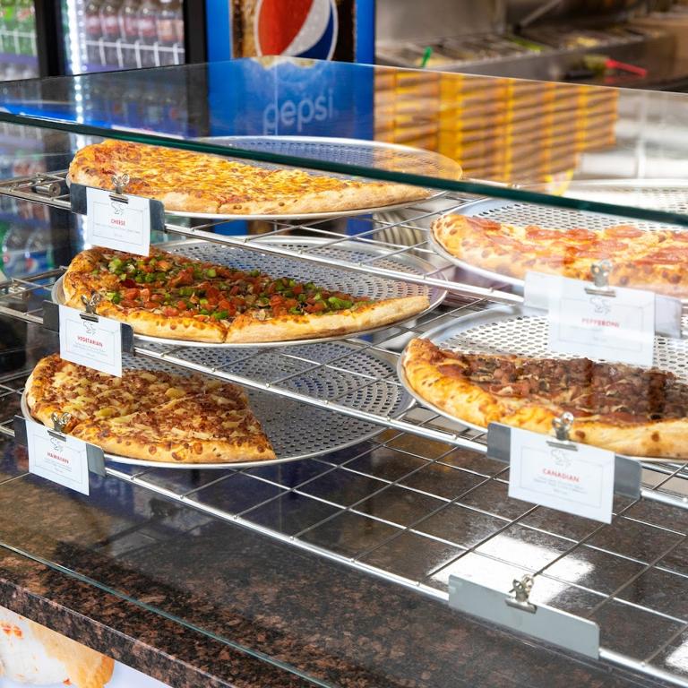 ginos-pizza-1750135358626