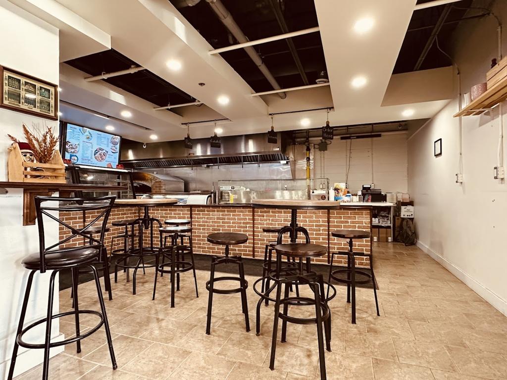 tarboosh-middle-eastern-bakery-and-grill-1750135492994