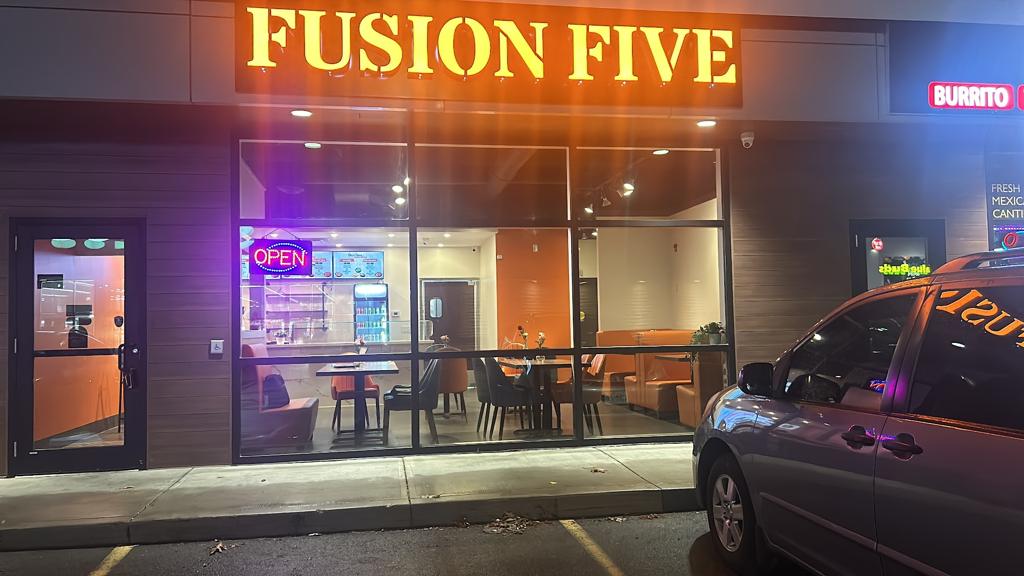 fusion-five-indian-indo-chinese-tandoori-delight-halal-1750136030704