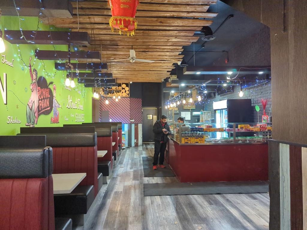 royal-paan-windsor-1750136274313
