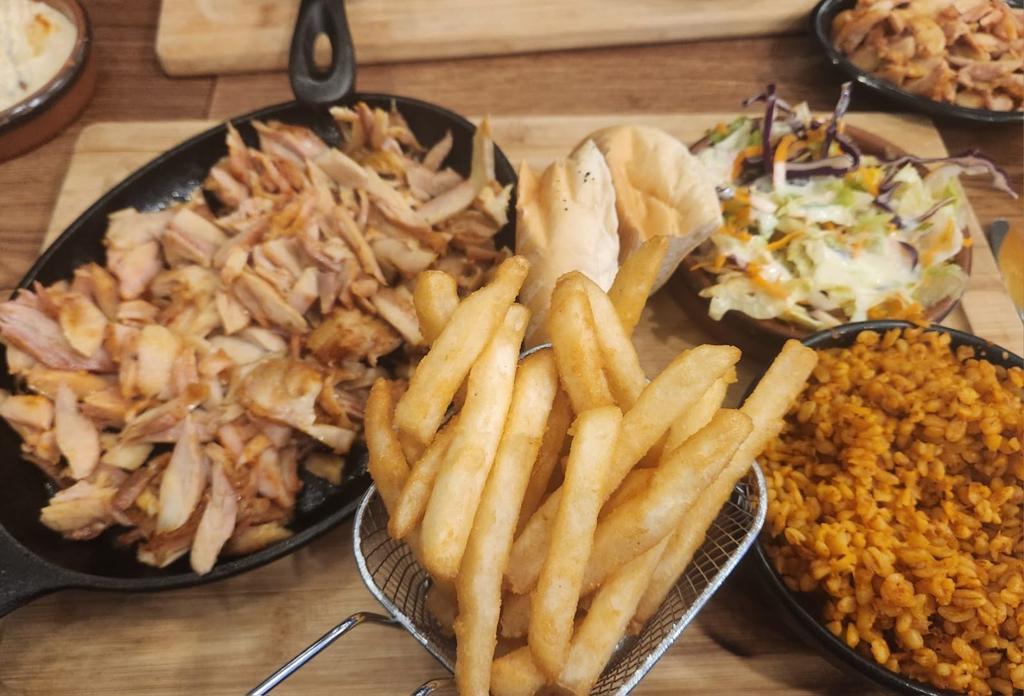 cuisine-istanbul-kebab-1750127413953