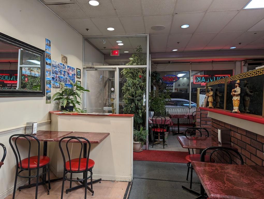 restaurant-acropole-1750130482177