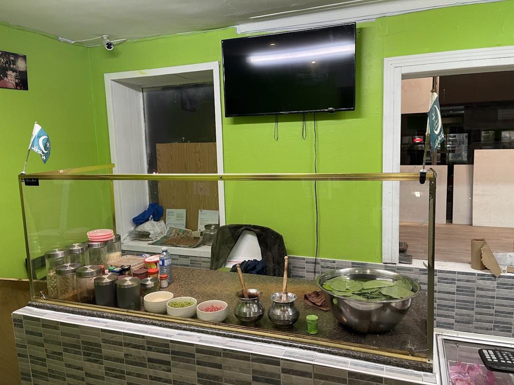chahat-paani-puri-and-paan-1750134952757