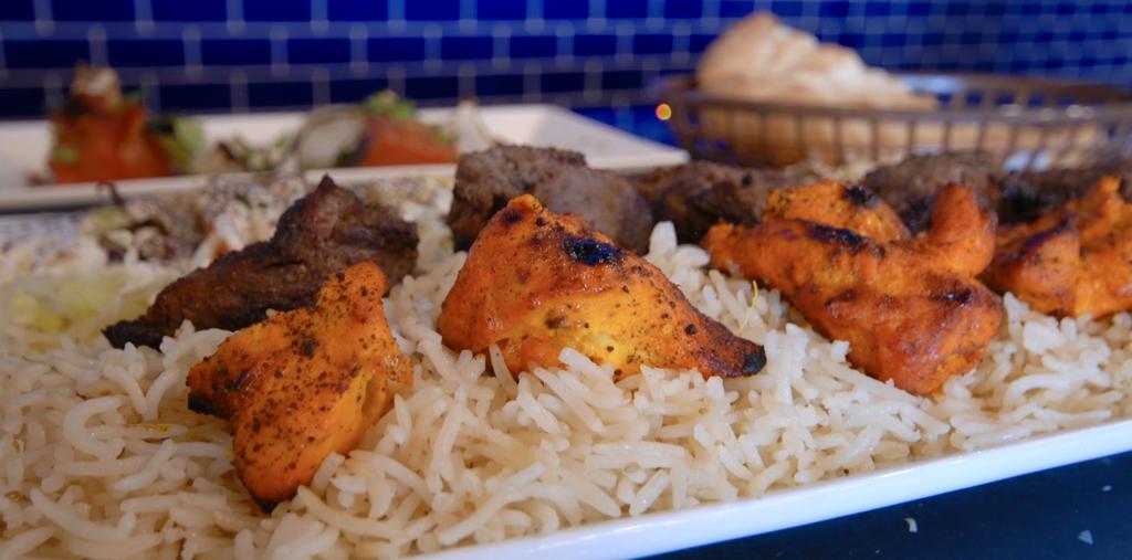 lafghan-grillade-kababs-shish-taouk-burgers-poutine-halal-livraison-delivery-takeout-catering-1750134970662