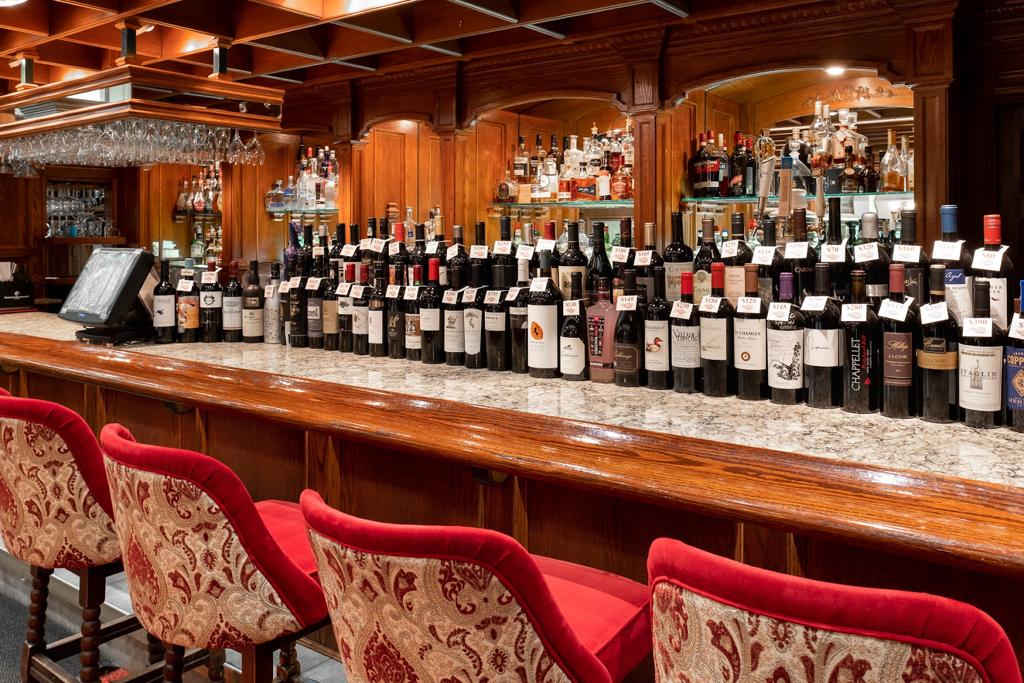 the-diplomat-steakhouse-1750134563406