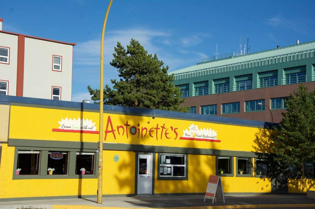 antoinettes-restaurant-1750136124677