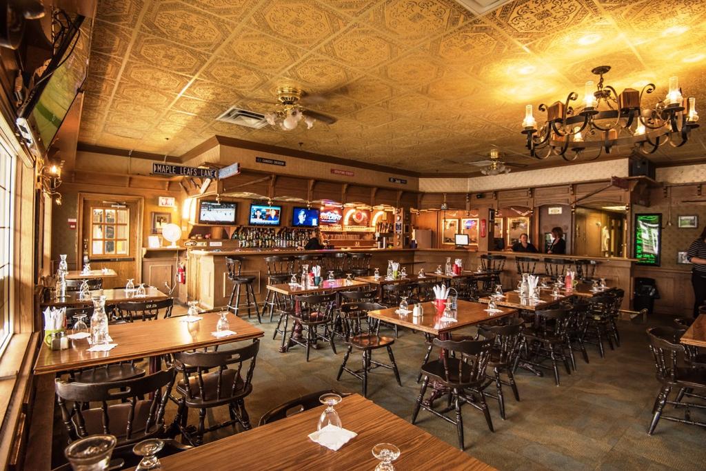 gold-pan-saloon-at-the-best-western-gold-rush-inn-1750136120667